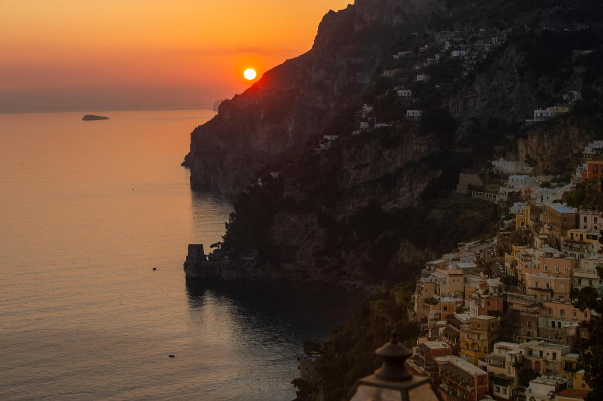 Aria Di Mare,near Elevator, Few Steps, Parking, Garden Positano