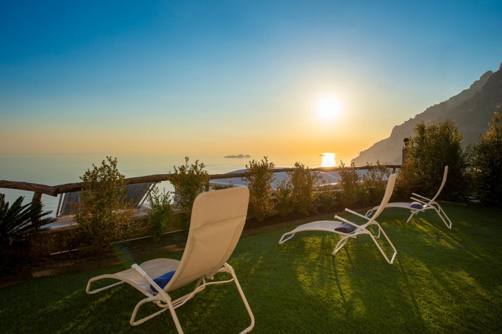 Aria Di Mare,near Elevator, Few Steps, Parking, Garden *