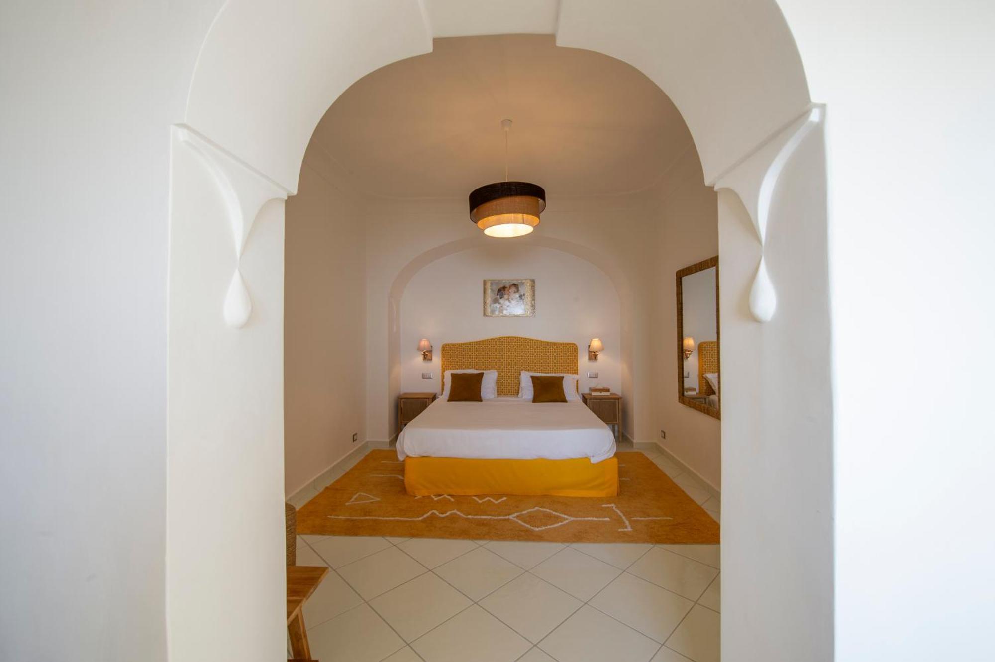 Aria Di Mare,near Elevator, Few Steps, Parking, Garden Apartment Positano