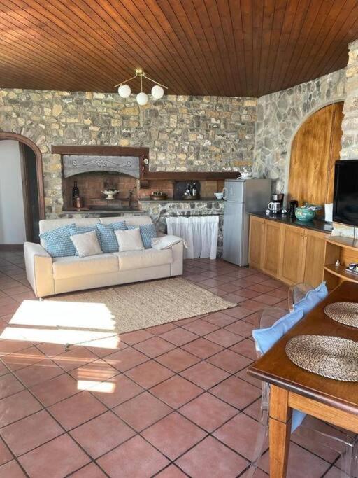 Villa Stone - De Vivo Realty Positano