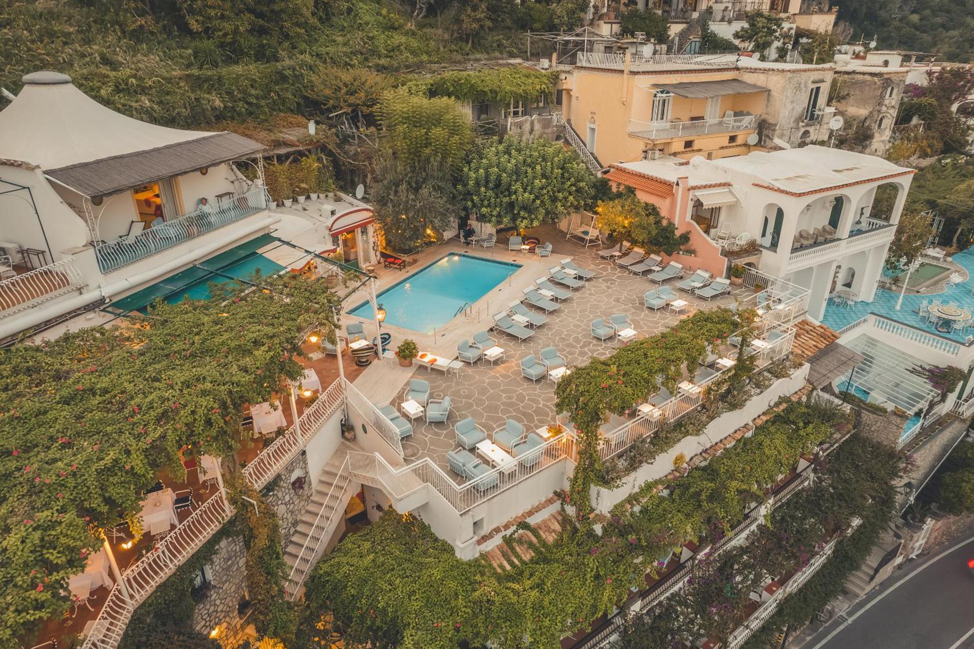 Poseidon Hotel