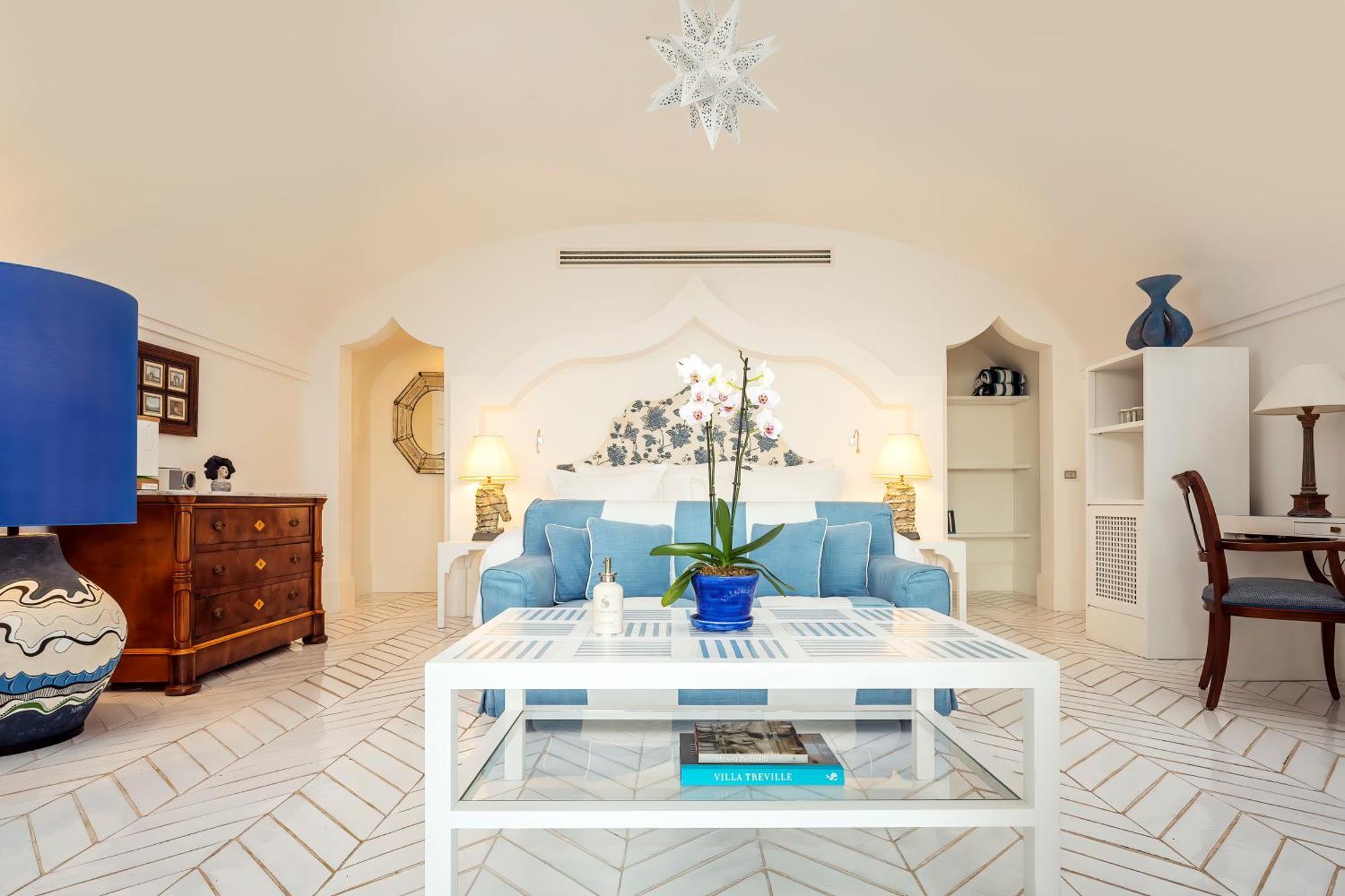 Hotel Treville