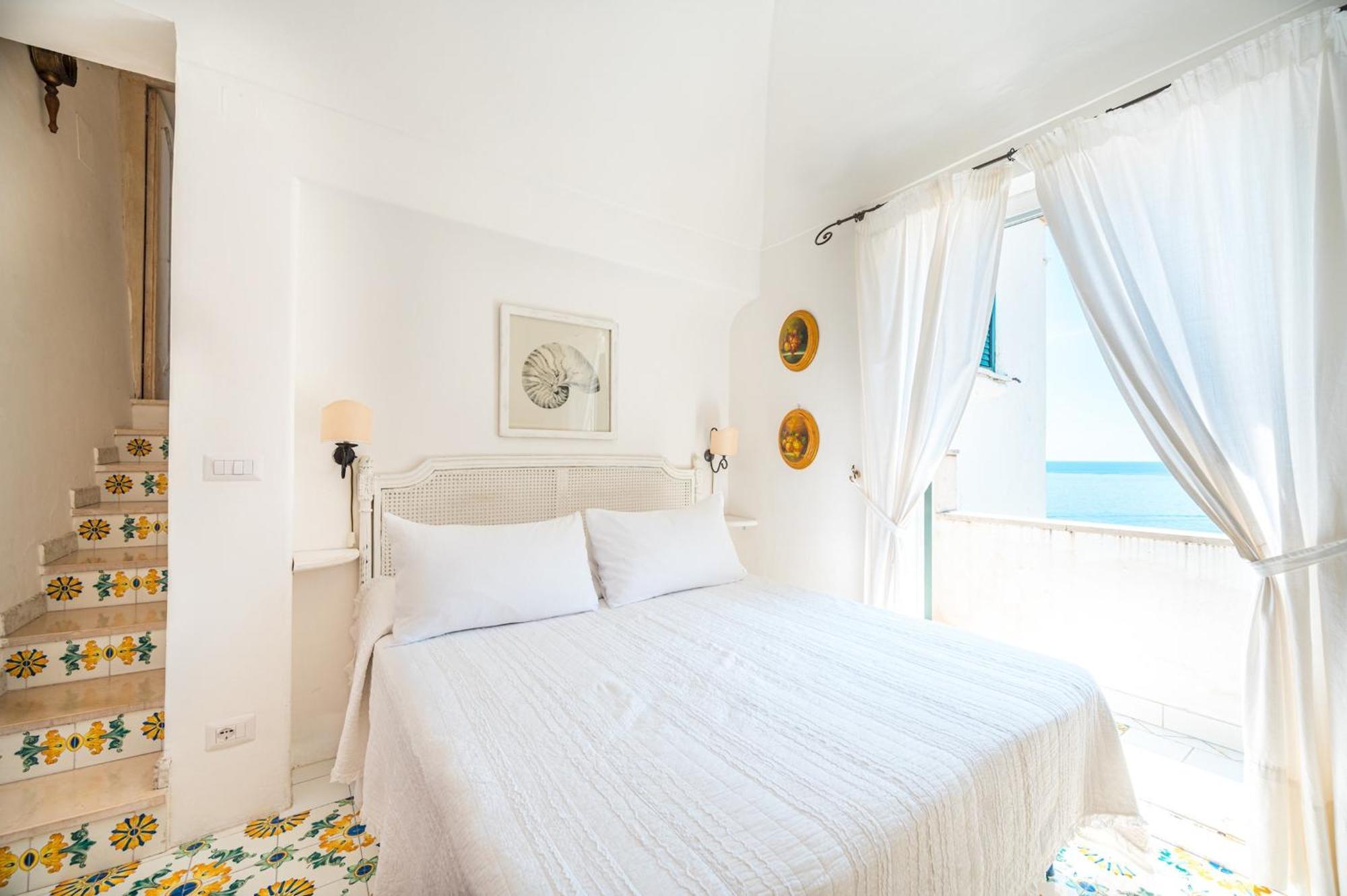Petite Syrene By Elite Positano