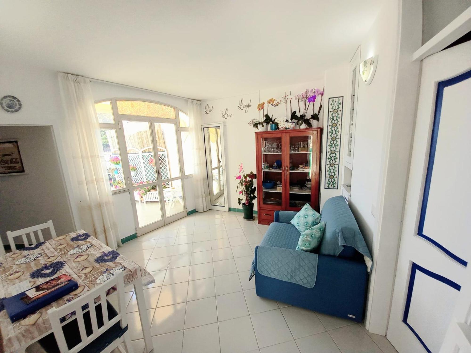Apartment Blue Line House