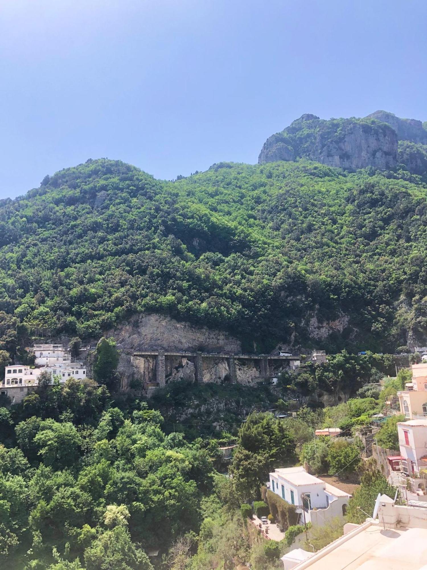 Brikette Positano