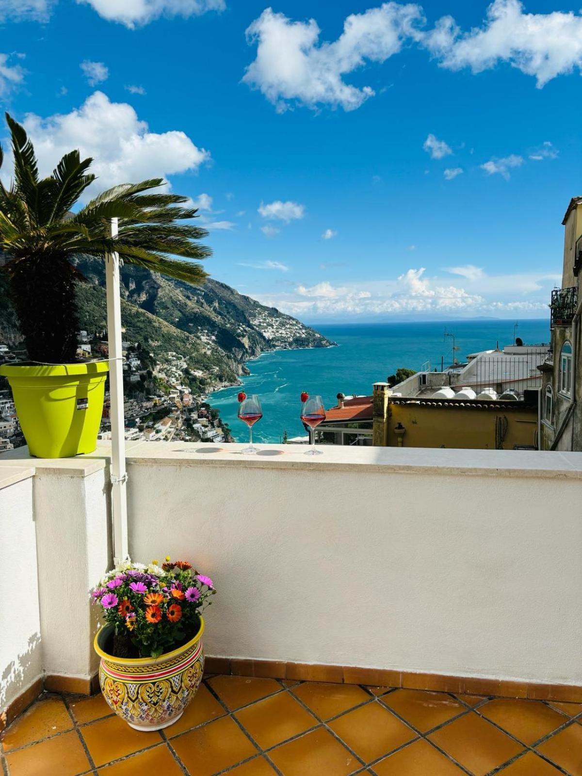 Paradise Apartment