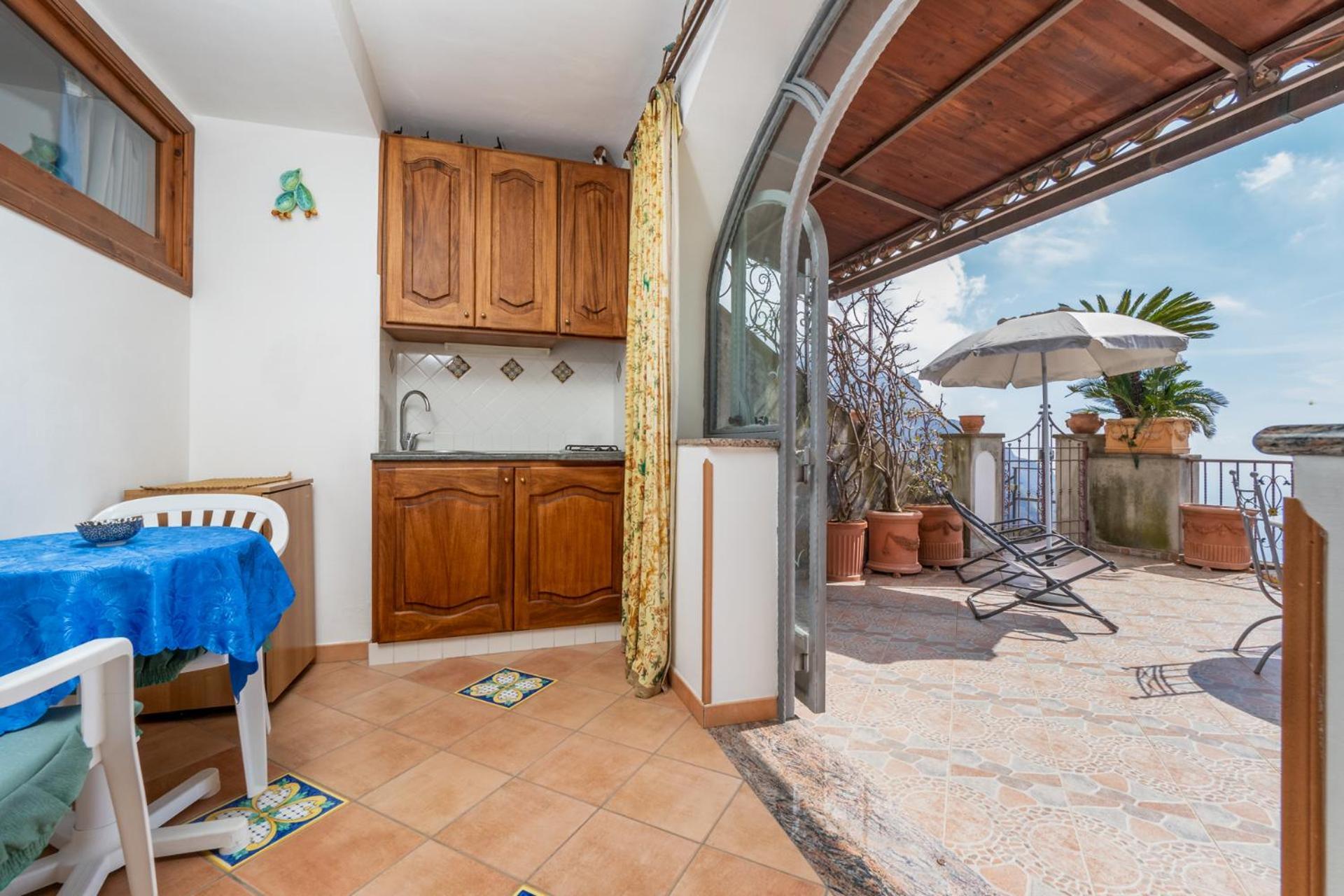 Lavinia Nocelle * Positano