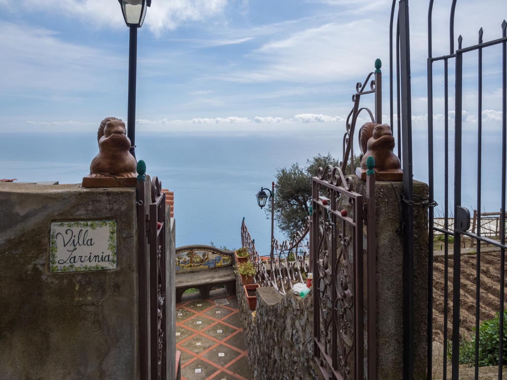 Lavinia Nocelle * Positano