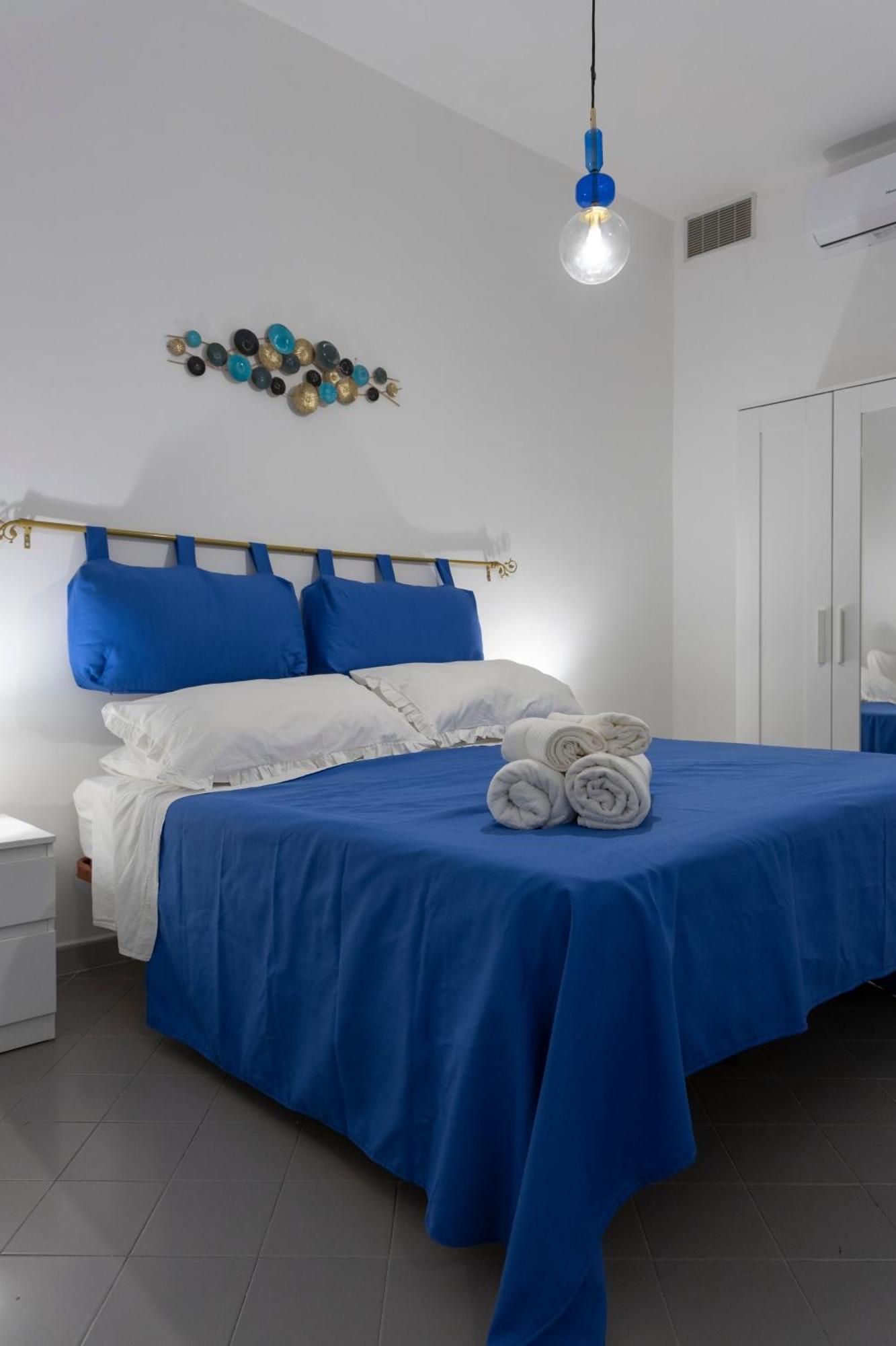 Apartment Casa Flavia Center - 5 Minutes To And 4 Air Conditioning