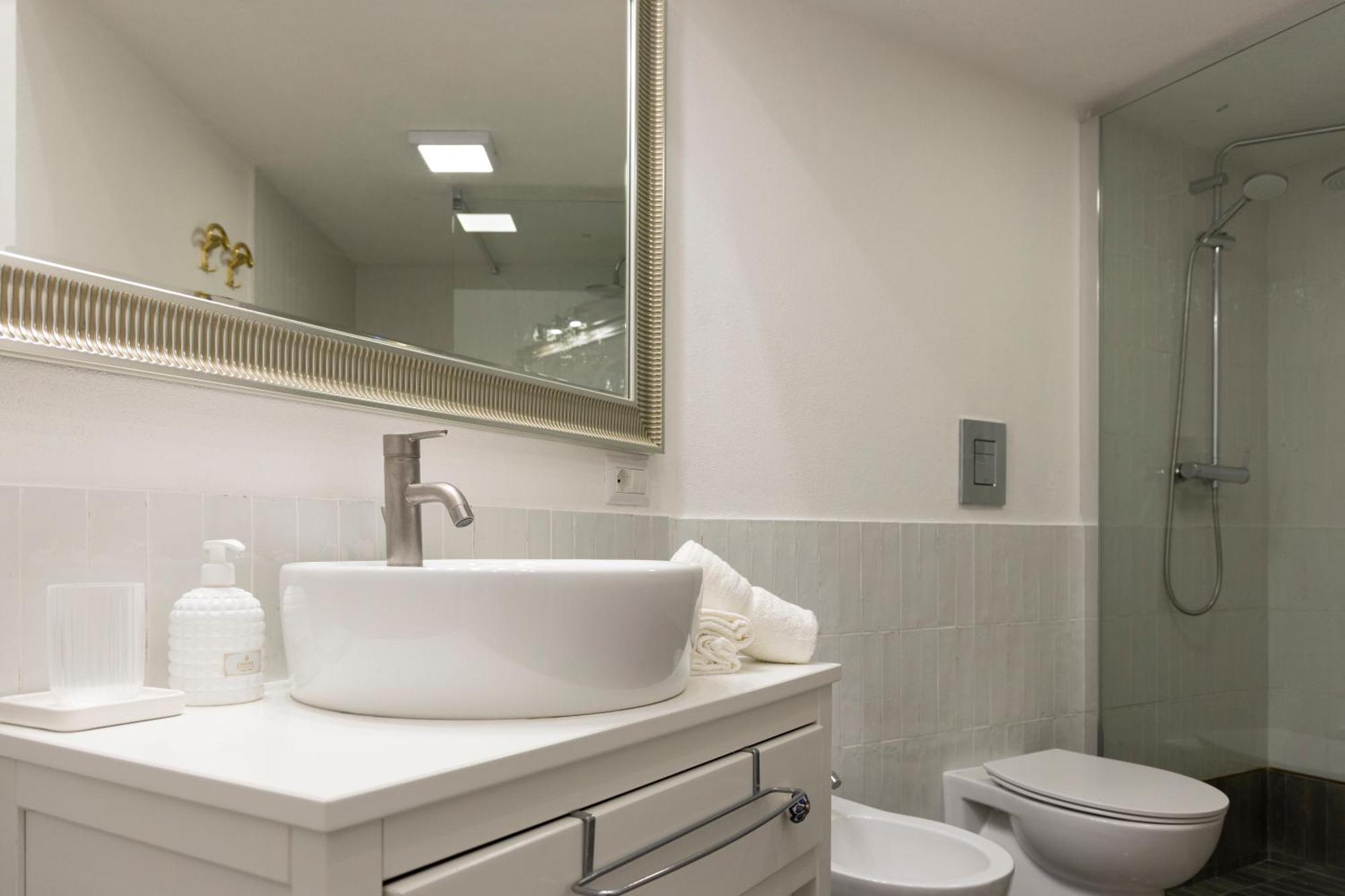 Apartment Casa Flavia Center - 5 Minutes To And 4 Air Conditioning *