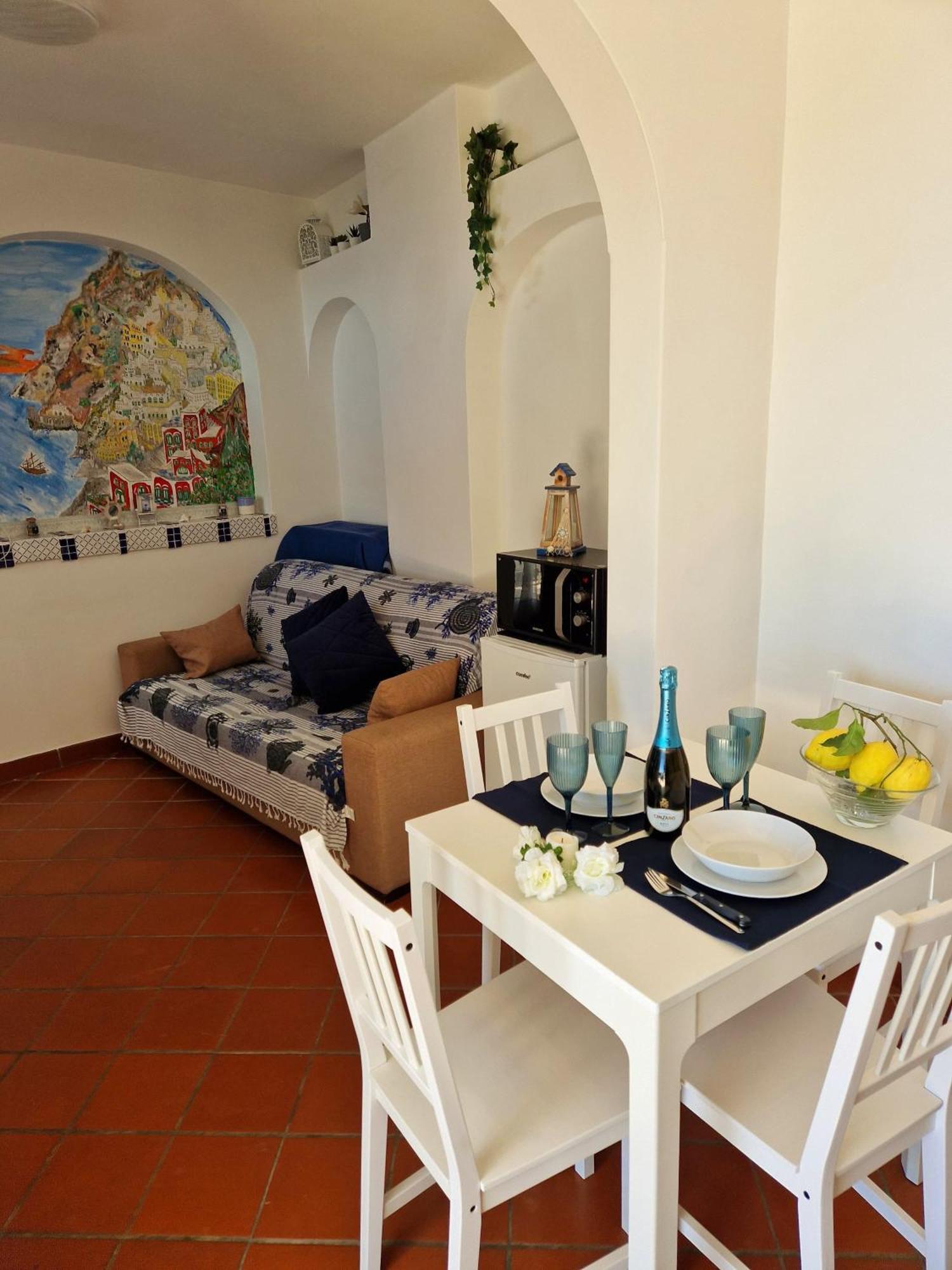 Your Nest On The Path Positano