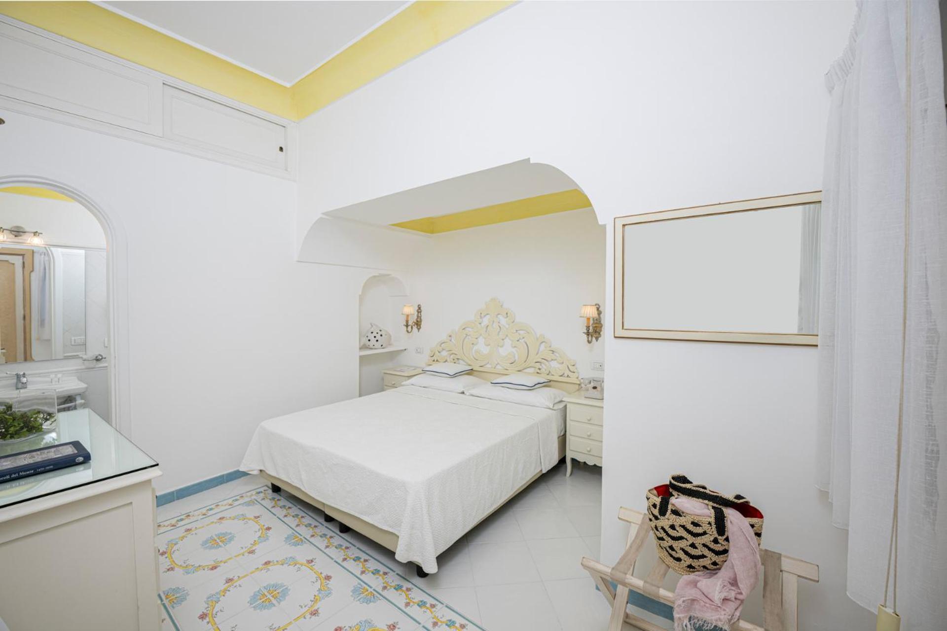 Aparthotel Flavio Gioia 3*