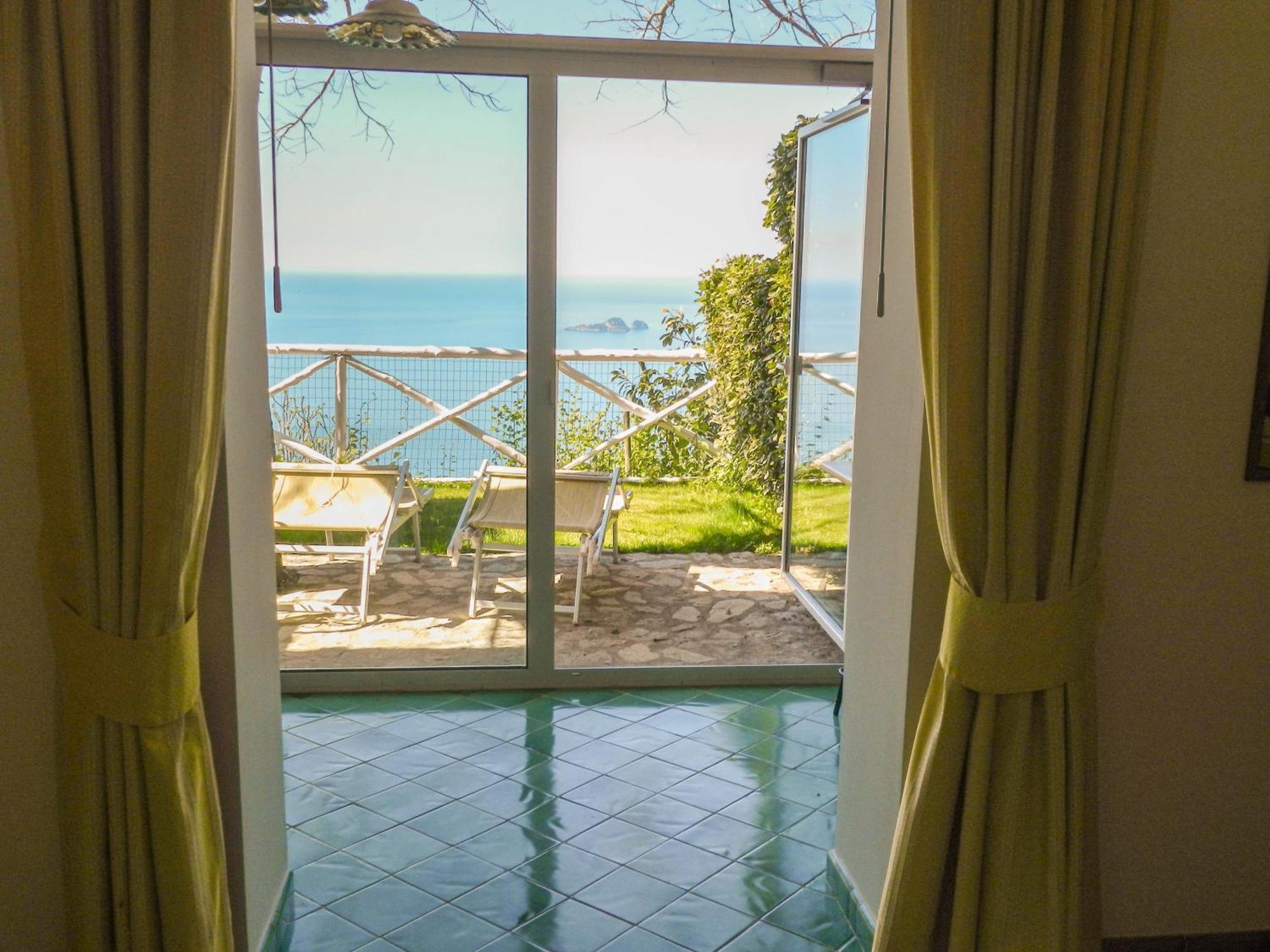Bed & Breakfast Bacio Del Sole 3*