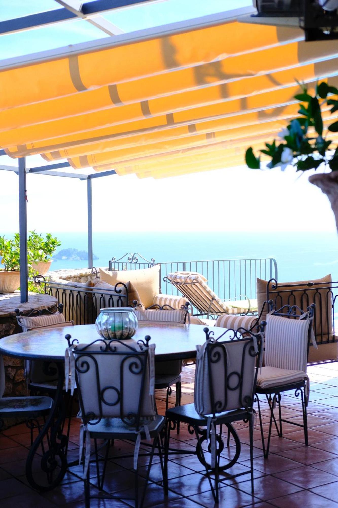 Villa Stone - De Vivo Realty Positano Villa