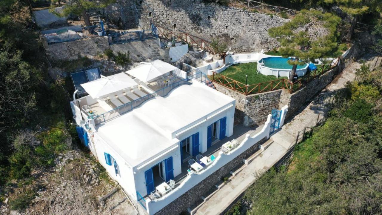 Dei In Bed & Breakfast Positano
