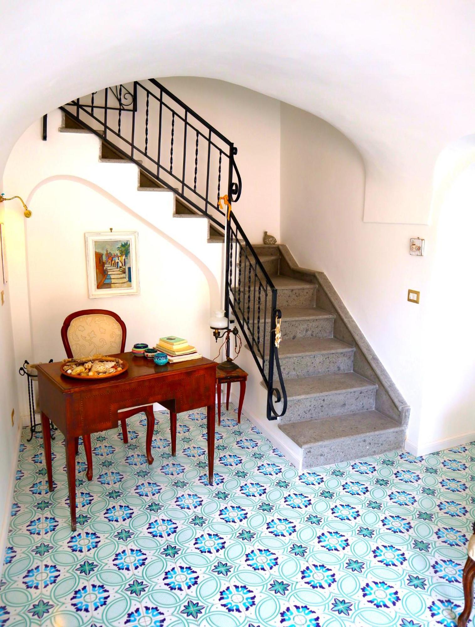 With Sea View ! Positano