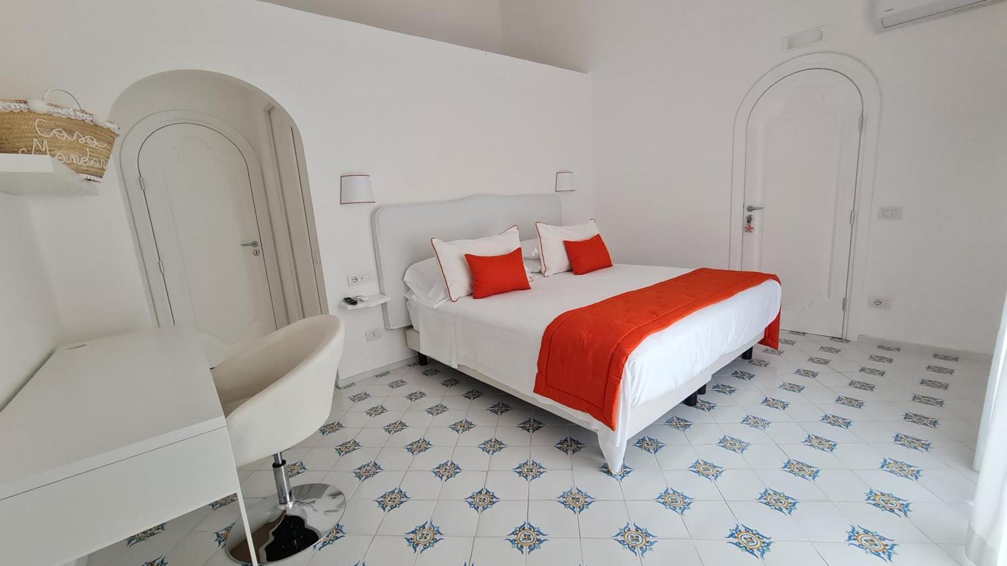Casa Mandara Bed & Breakfast 2*