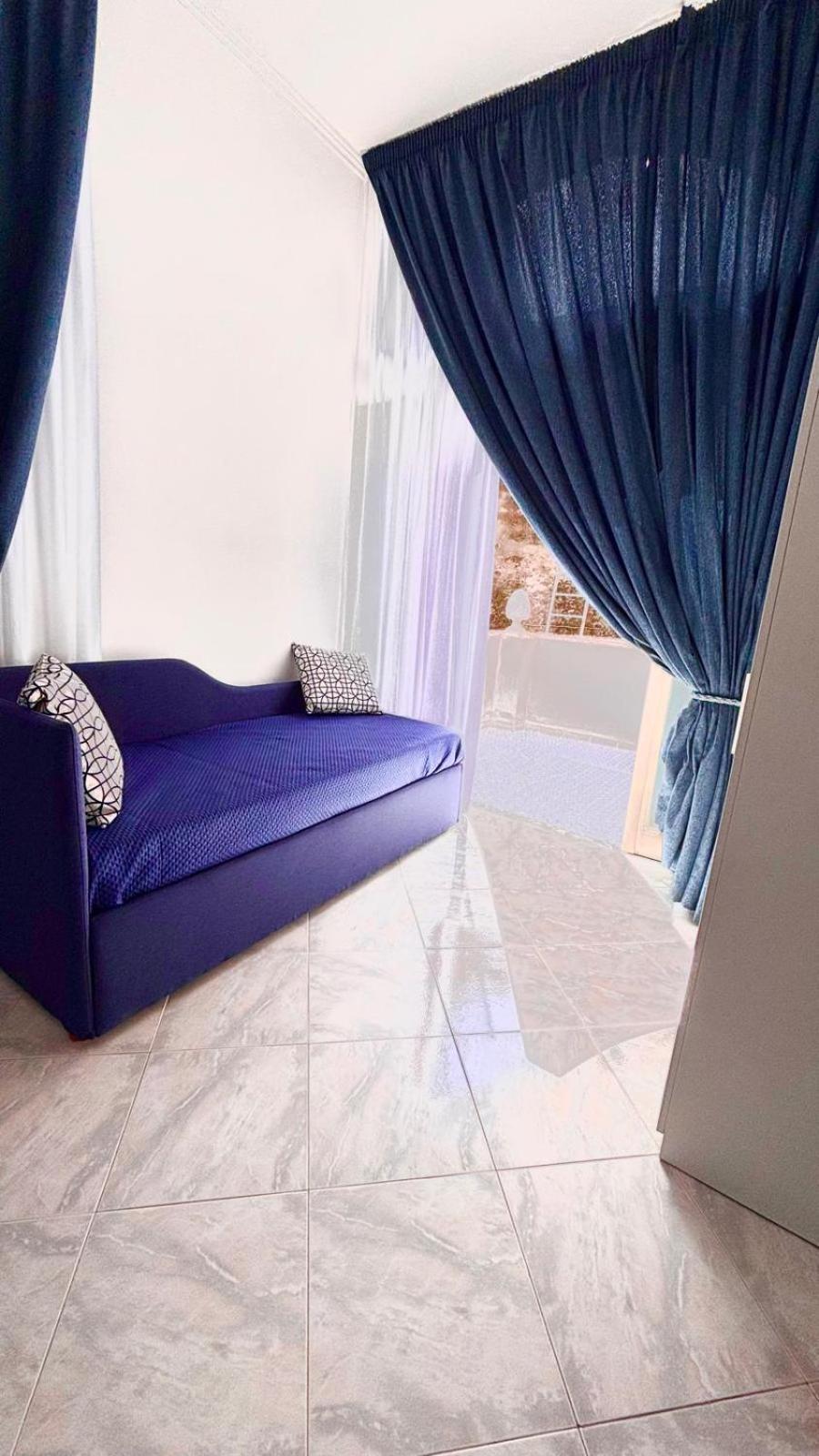 Apartment Paradise *