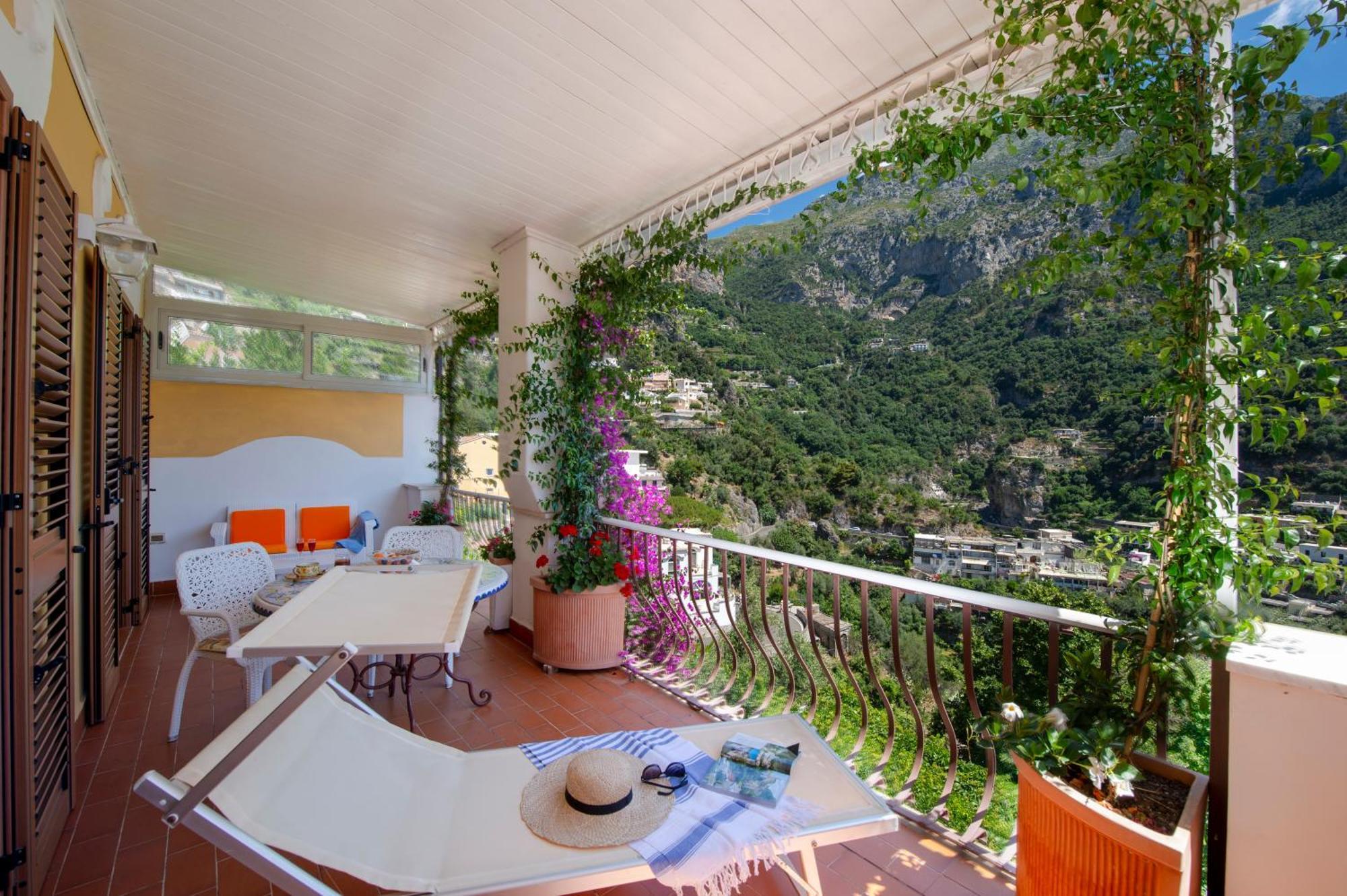 Casa Le Terrazze Apartment *