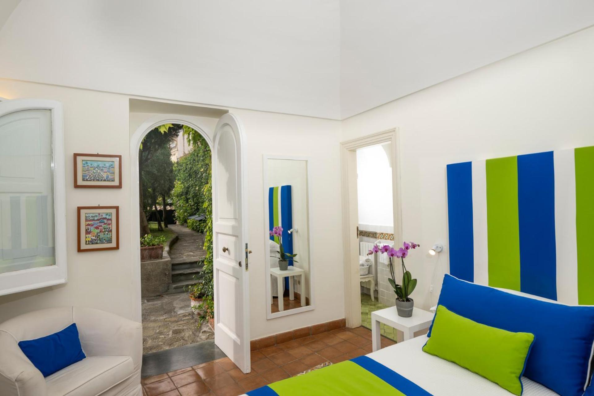 Casa Merce *