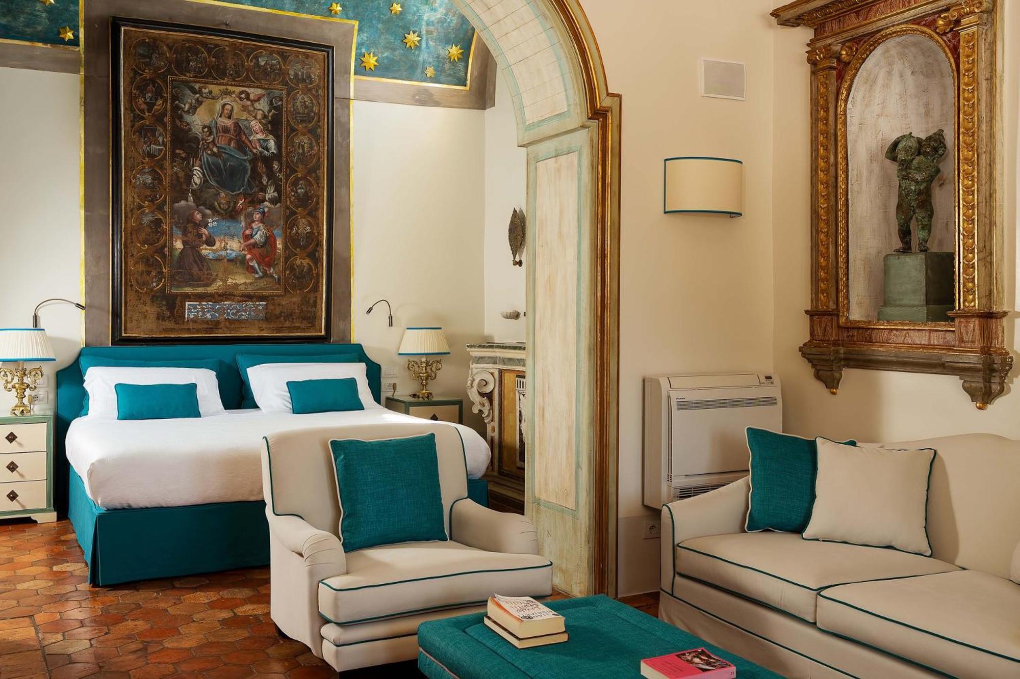 - Palazzo Santa Croce * Positano