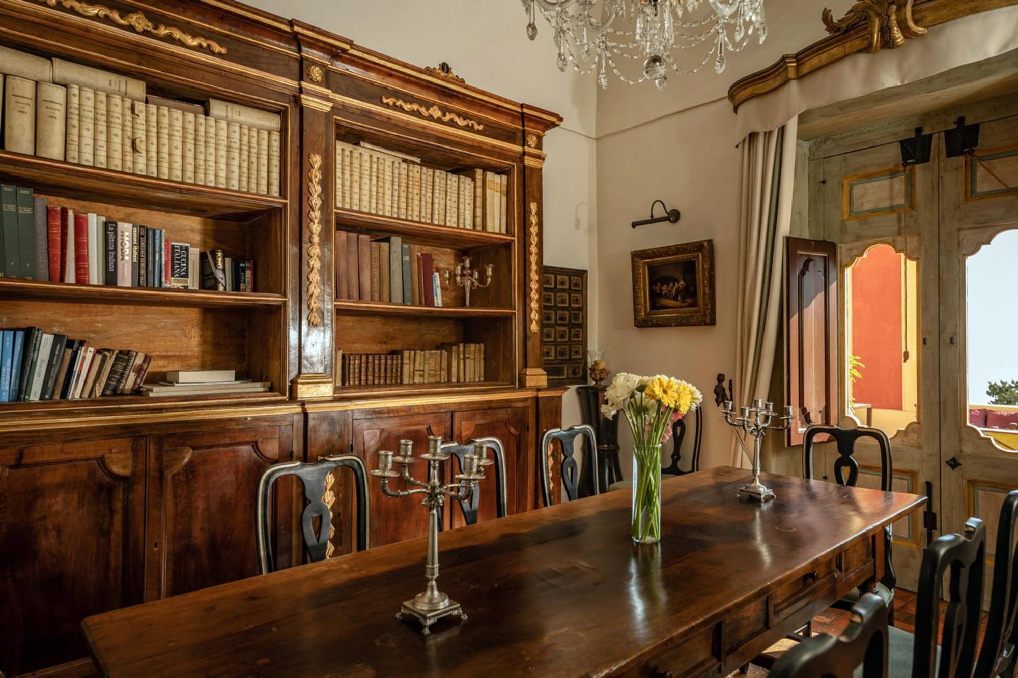 - Palazzo Santa Croce * Positano