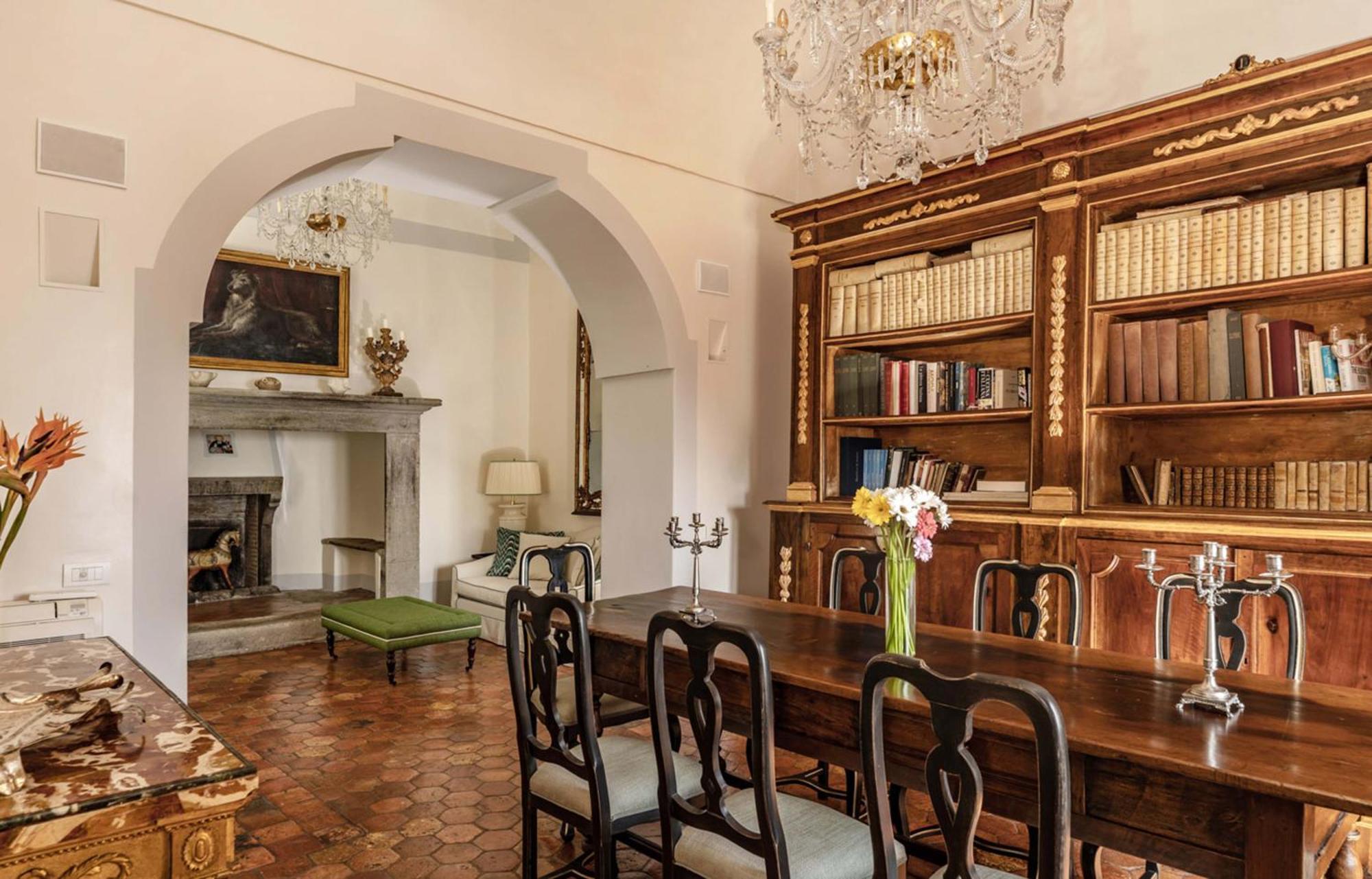 Villa - Palazzo Santa Croce