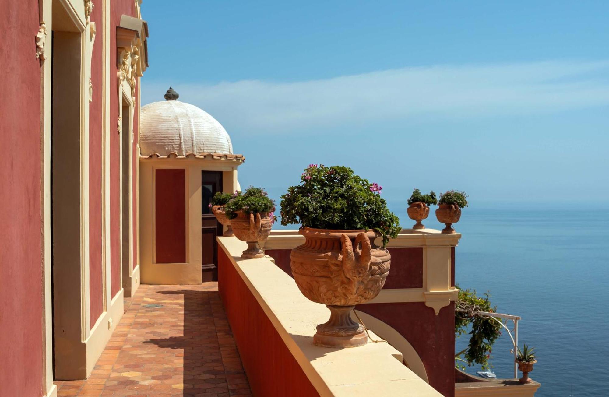 - Palazzo Santa Croce Villa *