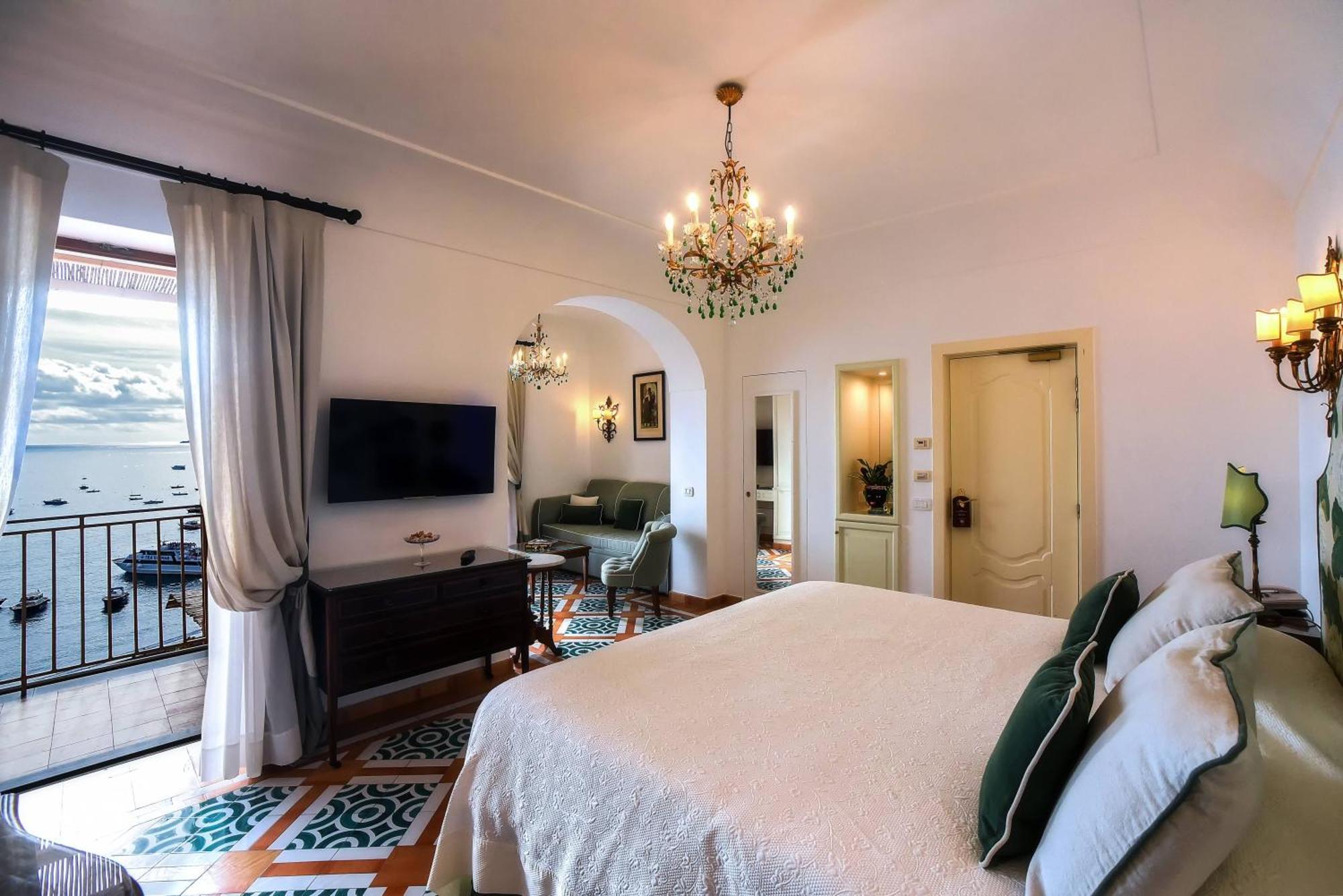 Buca Di Bacco Hotel 4*