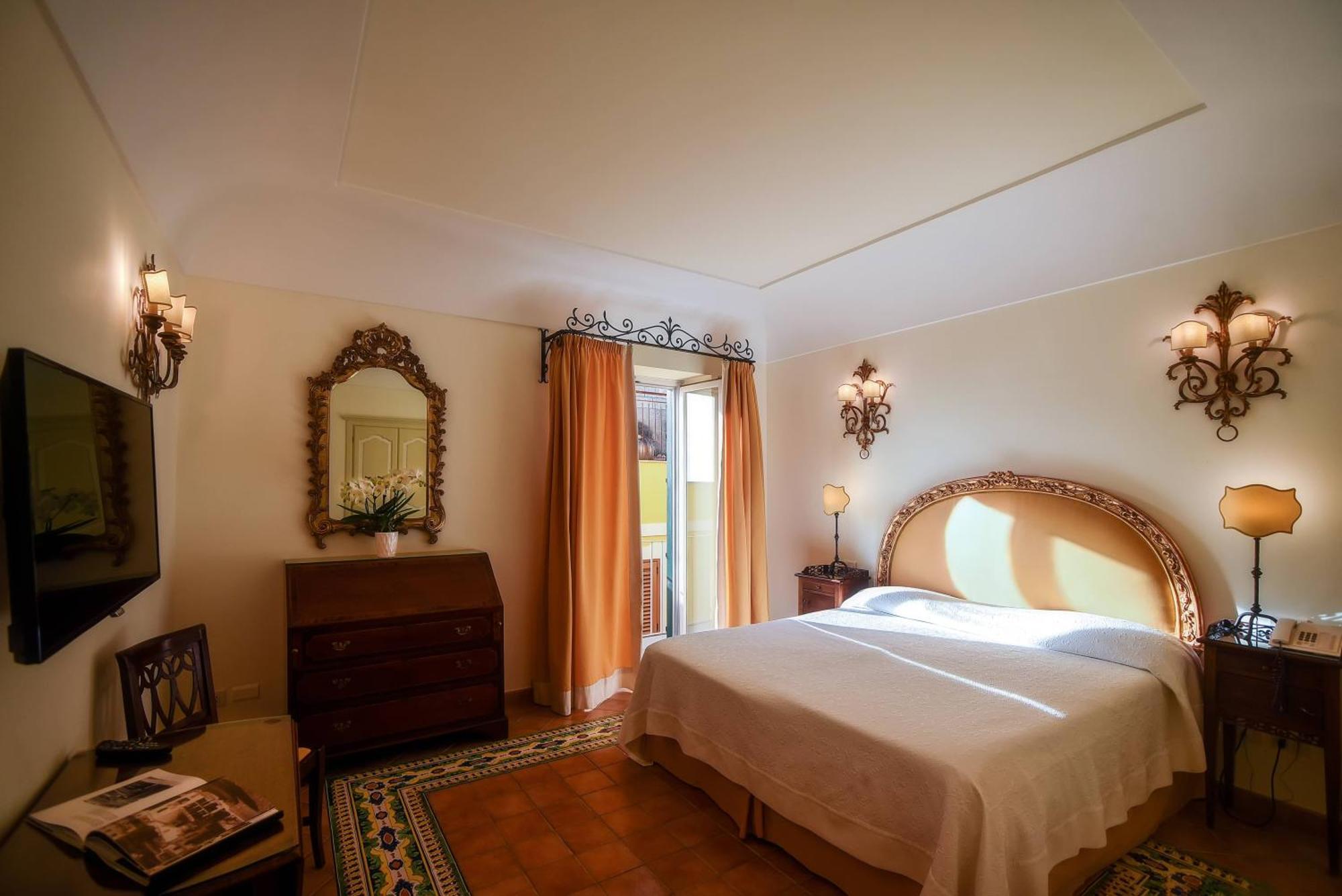 Buca Di Bacco 4*