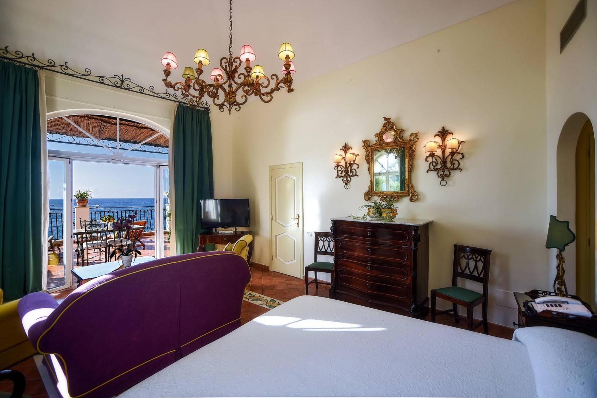 Buca Di Bacco Hotel 4*
