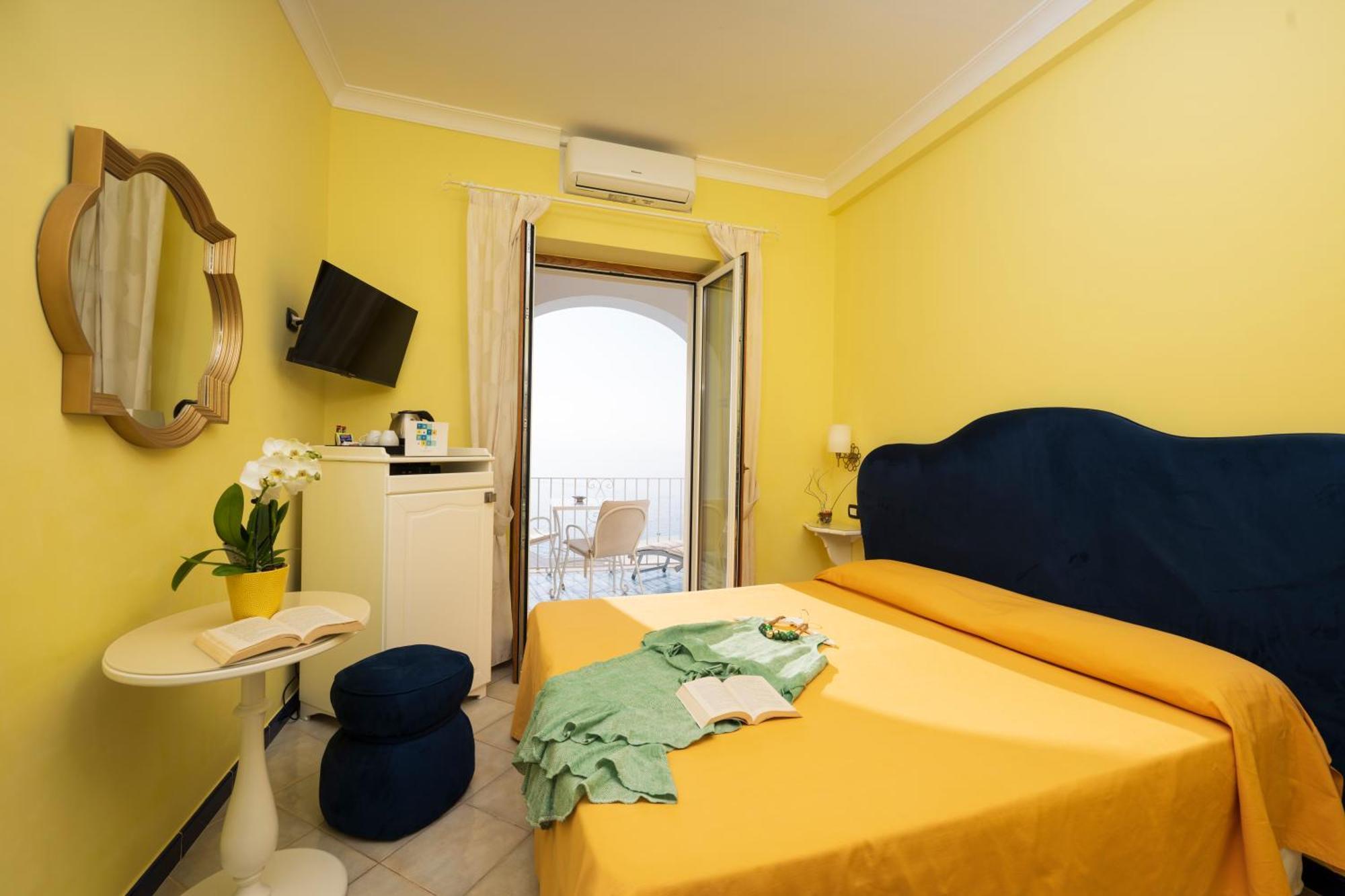 Hotel Palazzo Talamo 3*