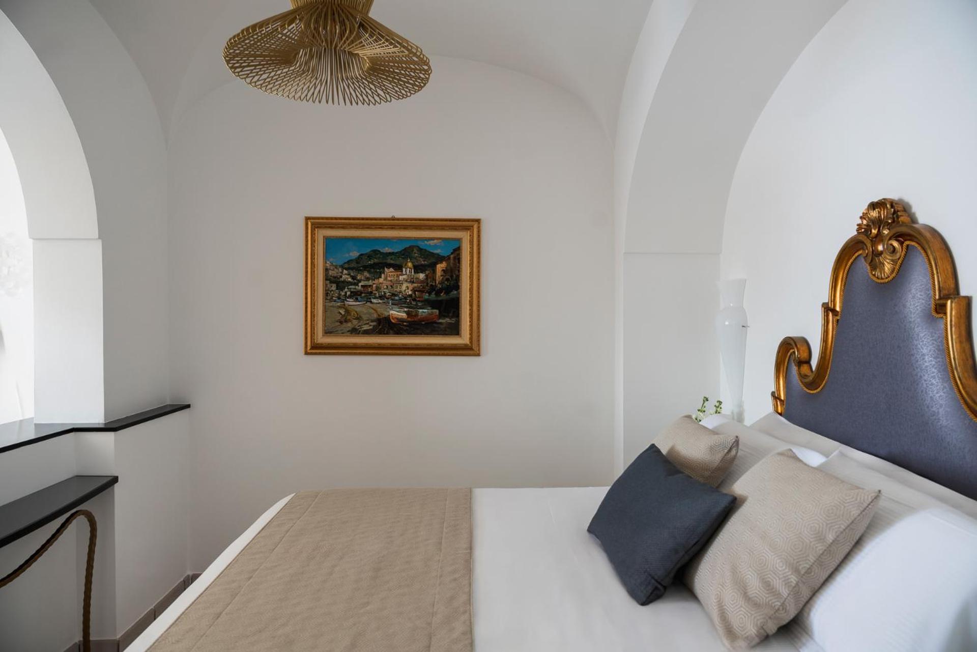 Eden Roc Hotel 4*