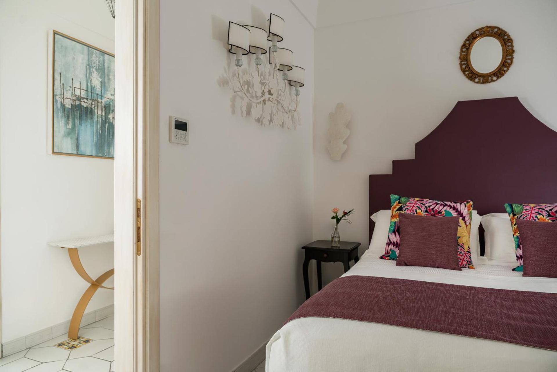 Eden Roc Hotel 4*