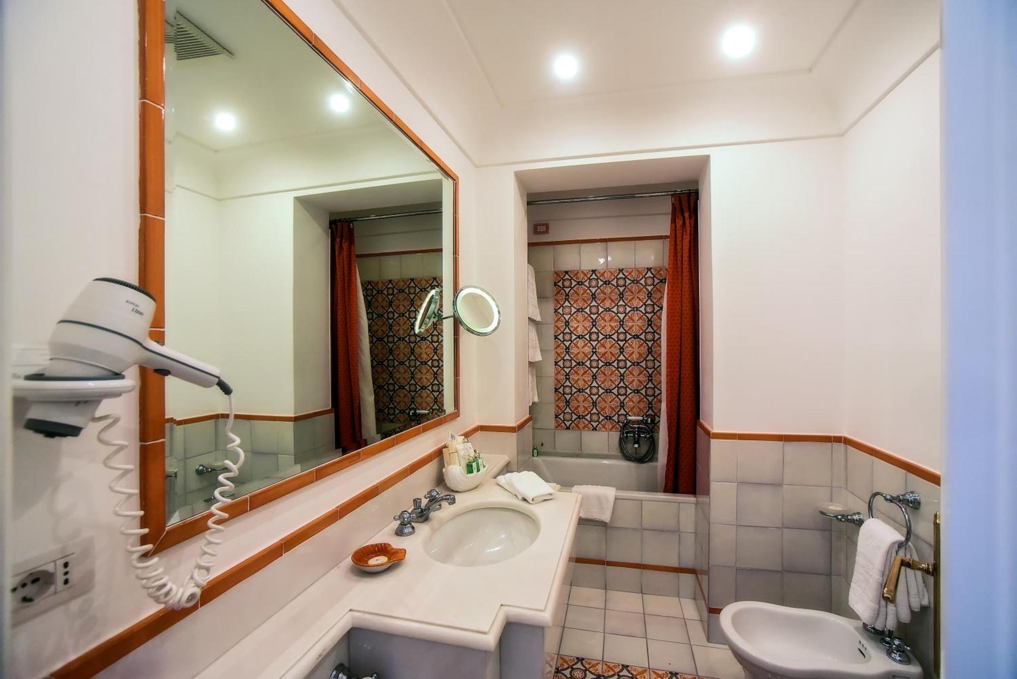 Hotel Buca Di Bacco Positano