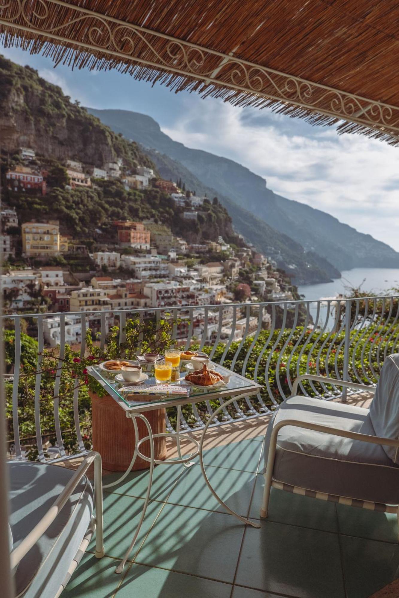Poseidon Hotel