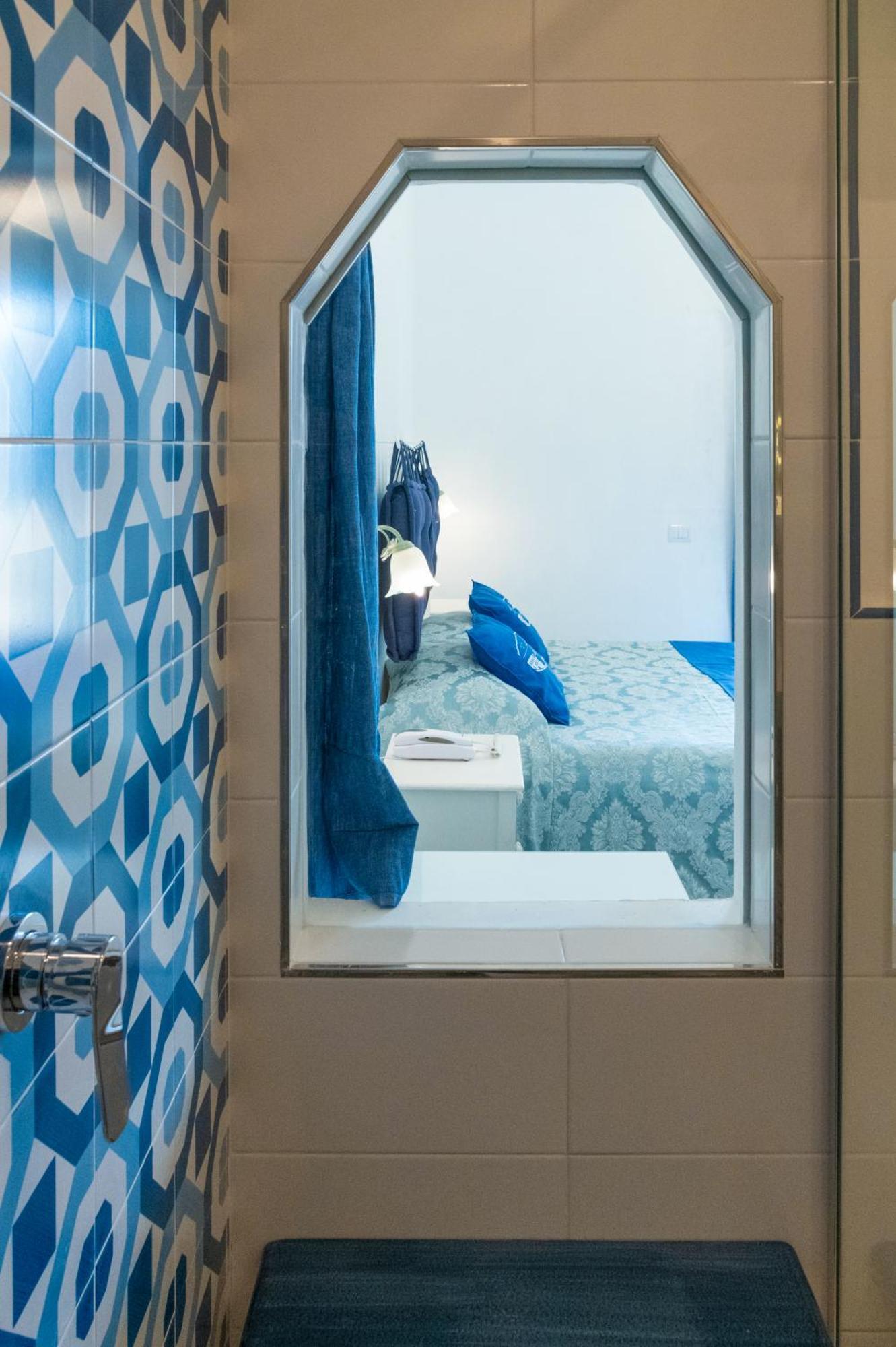 Bed & Breakfast Florida 2*