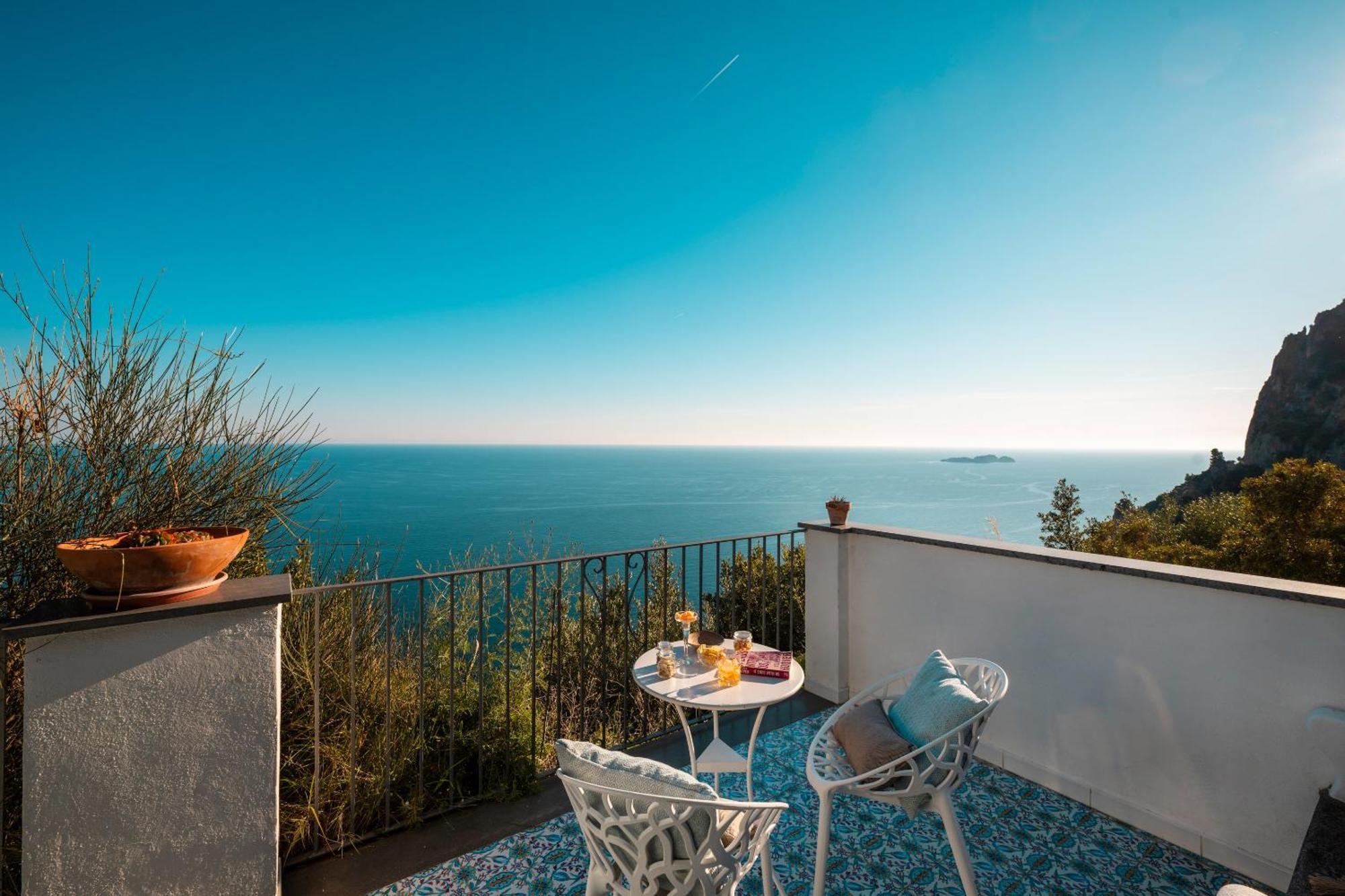 Punta Del Sole Apartment