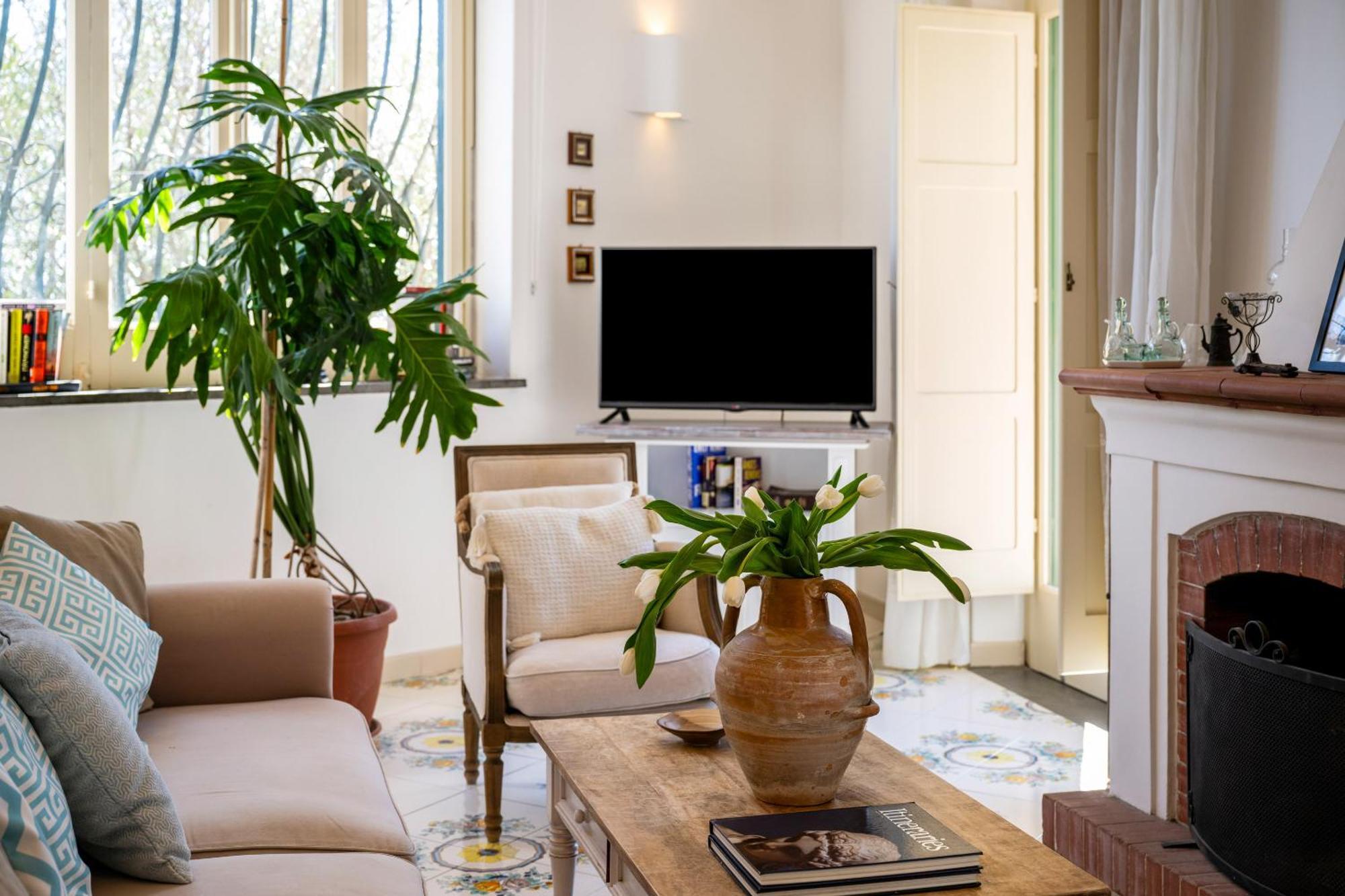 Punta Del Sole Apartment *