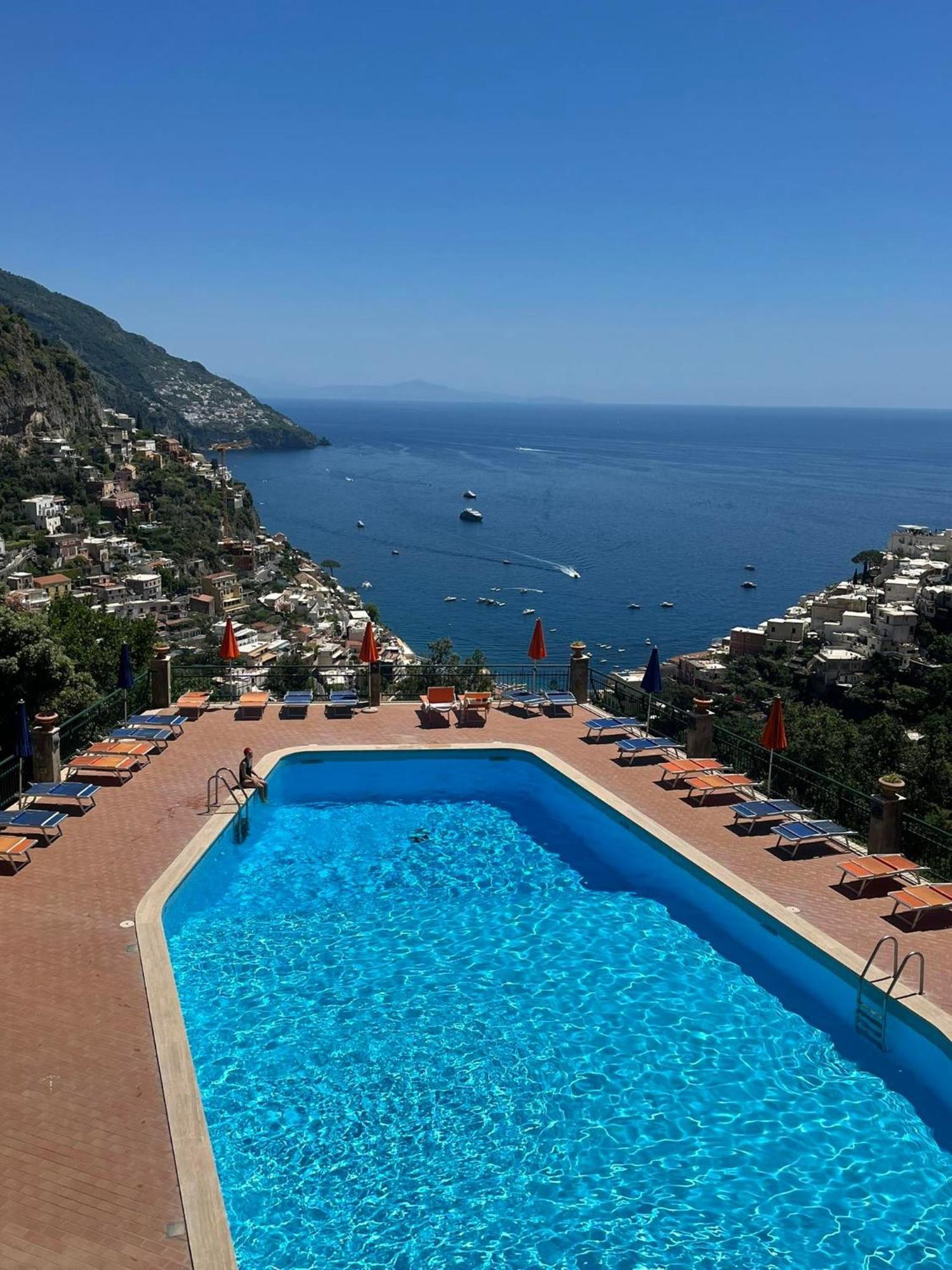 Flower Power Positano