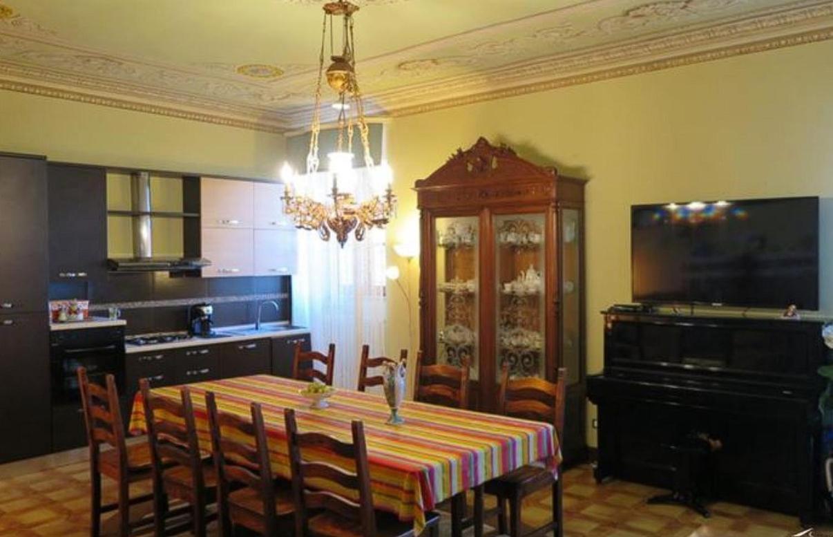 Located In The Heart Of ! Homestay Positano