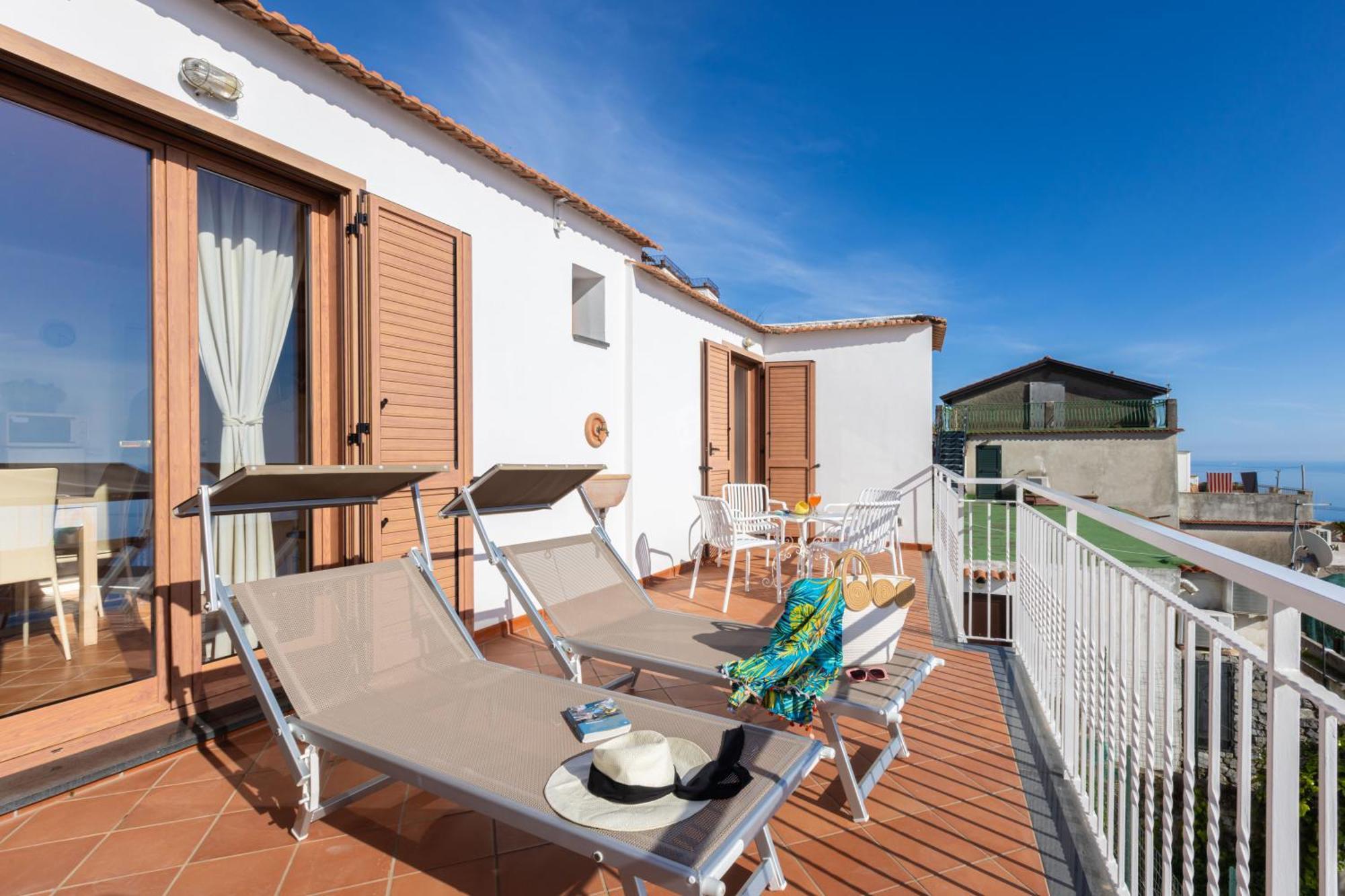 Casa Satriano Apartment *