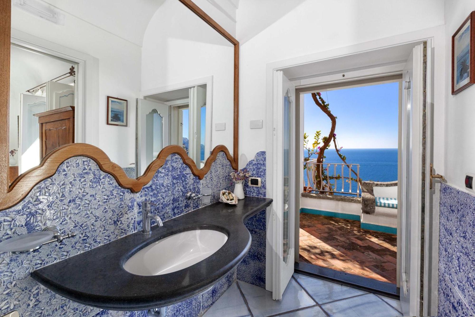 - Le Sirene Villa *