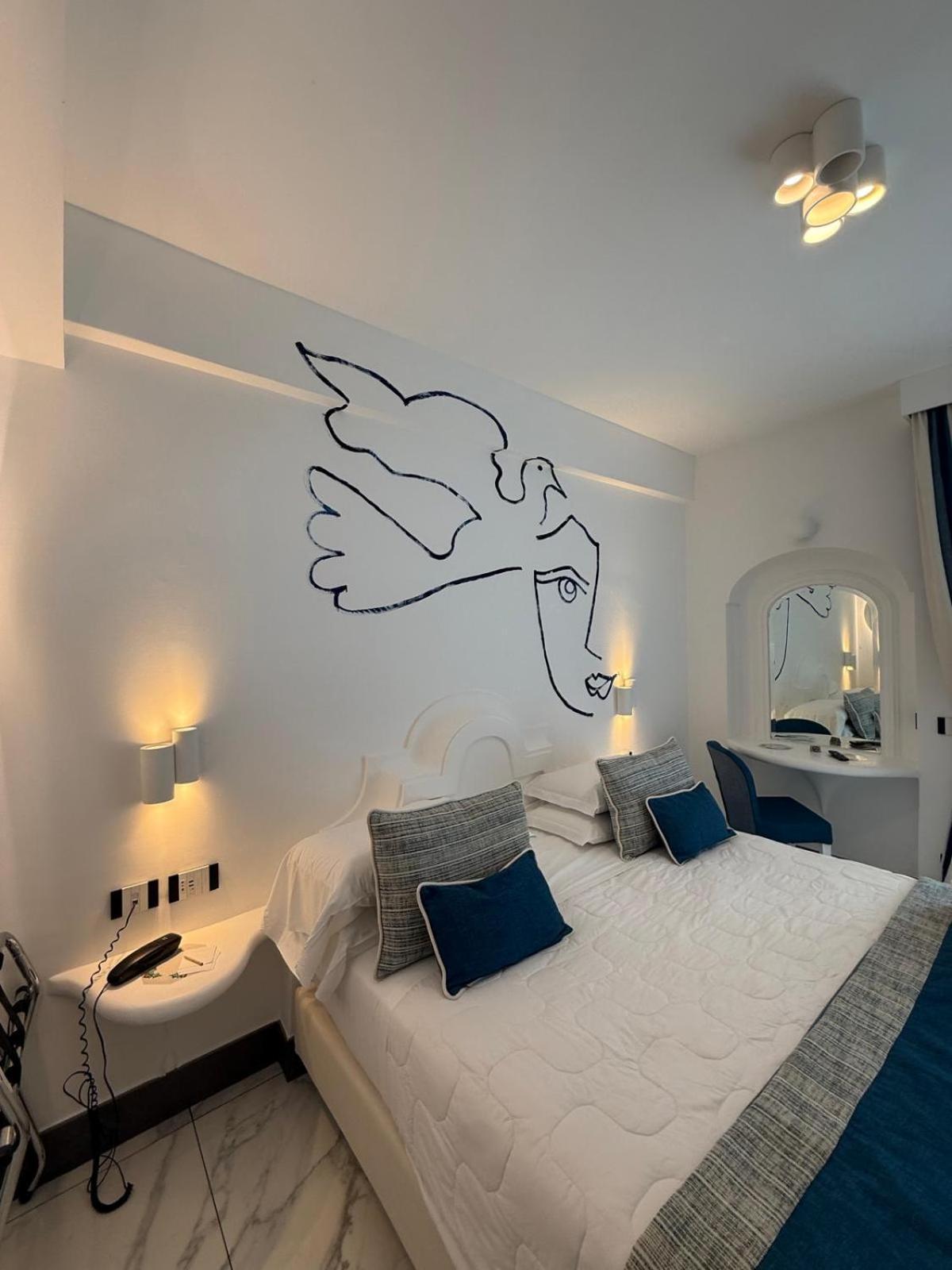 Art Pasitea Hotel 4*