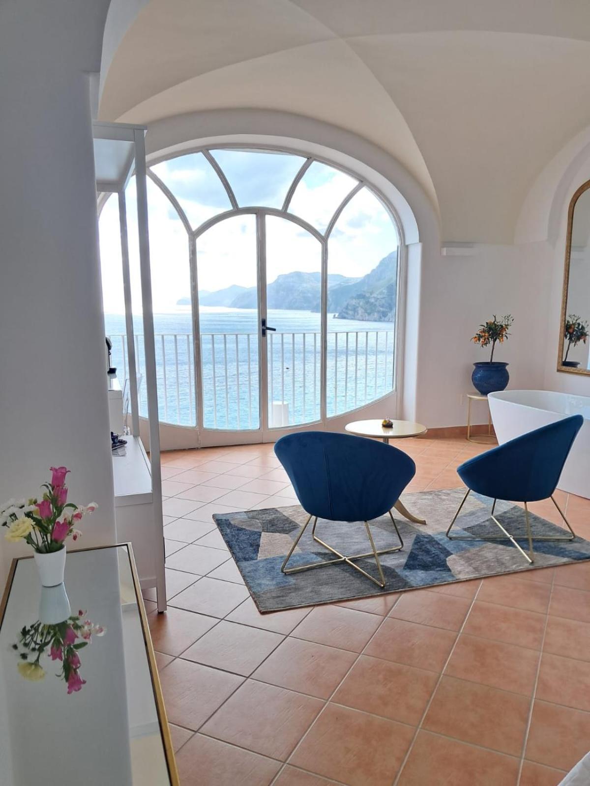 Santa Chiara 4*