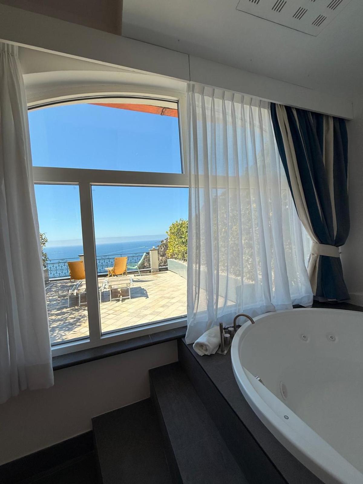 Art Pasitea 4* Positano