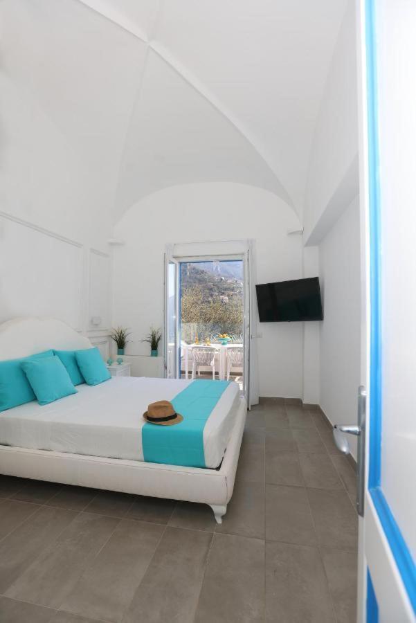 Dei Srls Villa *