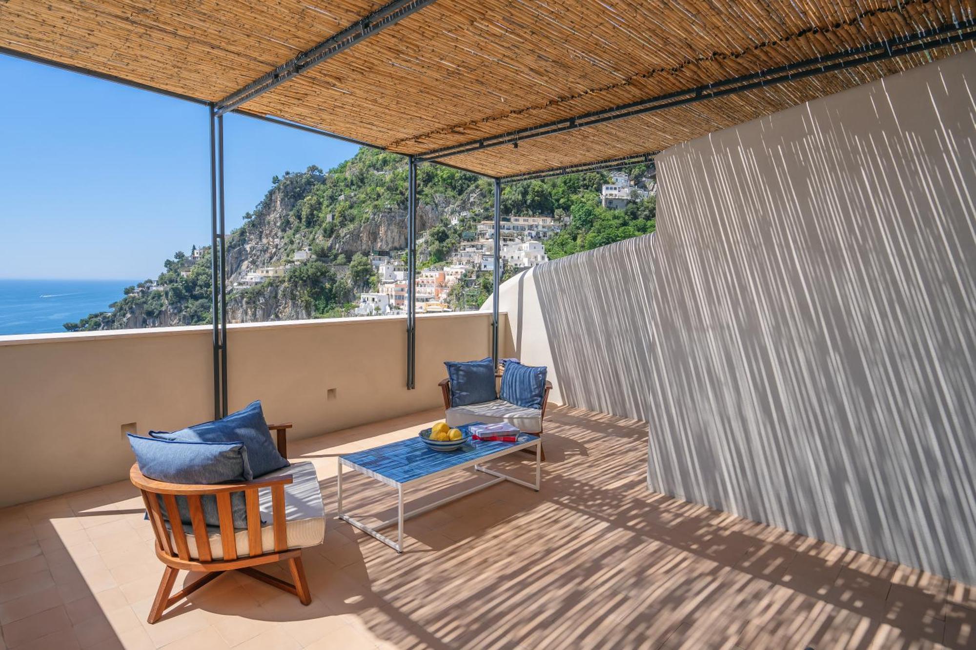 Villa Romito - Sea View, Location