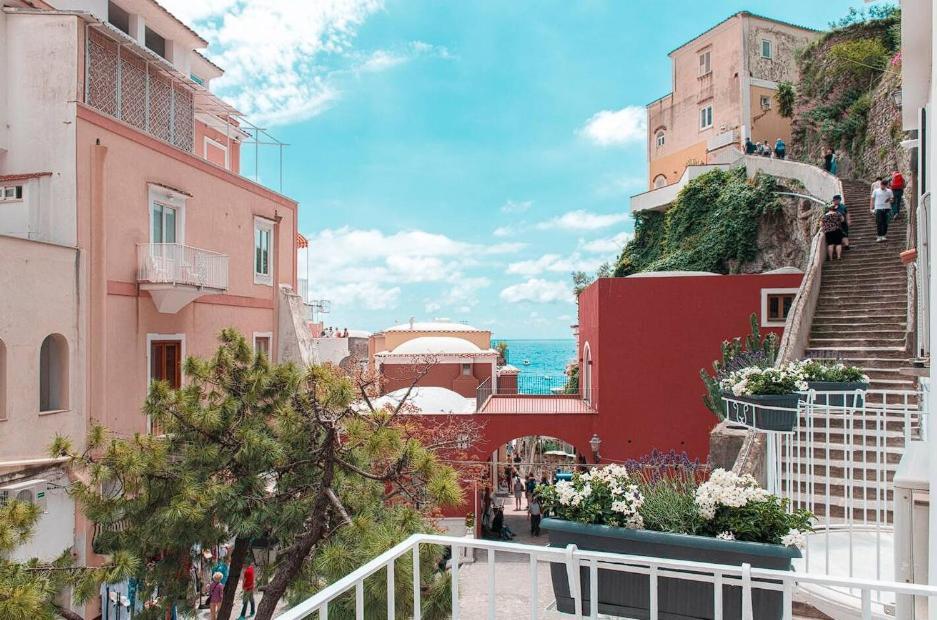 Located In The Historic Center! * Positano