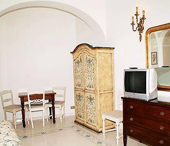 Aparthotel Flavio Gioia 3*
